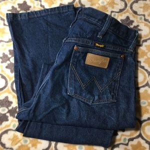 Women's Wrangler Straight Leg Size 33X30